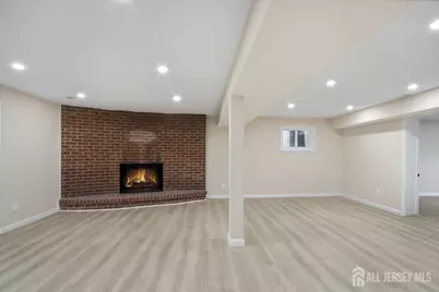 470 E Taunton Avenue E, Berlin Bor, NJ 08091 - Photo 16