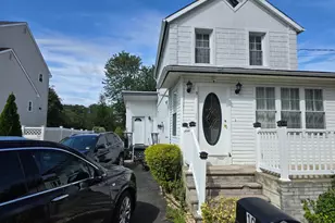 19 Biondi Ave, Old Bridge Township, NJ 07721 - Photo 2
