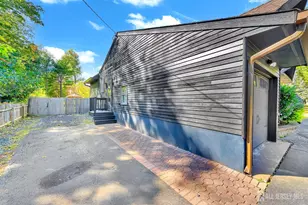 189 Rt 79 Rte, Marlboro Township, NJ 07746 - Photo 14