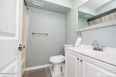 56 Farnham Square, Sayreville, NJ 08859 - Photo 18