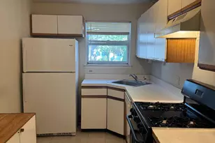 222 Bexley Ln, Piscataway Township, NJ 08854 - Photo 2