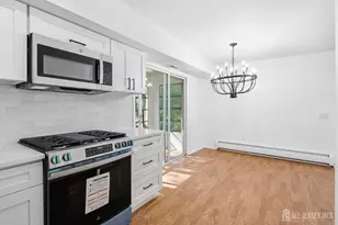 11 Indiana Ct, Old Bridge Township, NJ 07747 - Photo 10