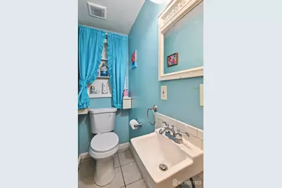 761 W Inman Avenue W, Rahway, NJ 07065 - Photo 18