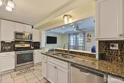 761 W Inman Avenue W, Rahway, NJ 07065 - Photo 12