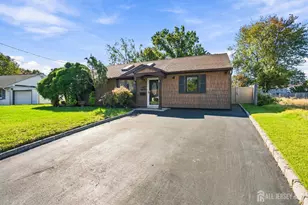 12 E Knollwood Rd, Edison, NJ 08817 - Photo 1