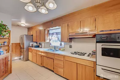 85 Grand Street, Iselin, NJ 08830 - Photo 14