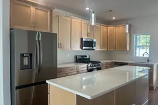 14 Moyse Pl, Edison, NJ 08820 - Photo 6