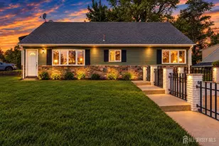 2 Kendall Dr, Sayreville, NJ 08859 - Photo 2