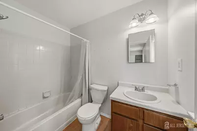 35 E Byrnes Lane E, Sayreville, NJ 08872 - Photo 18