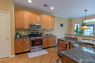 60 King George Rd, Green Brook Township, NJ 08812 - Photo 10