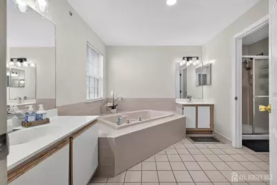 112 Prestwick Way, Edison, NJ 08820 - Photo 16