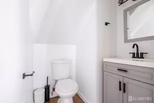 105 Fulton Square, New Brunswick, NJ 08901 - Photo 12