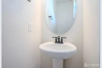 115 Jessie Place, New Brunswick, NJ 08901 - Photo 28