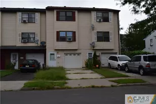 43 Essex St, Carteret, NJ 07008 - Photo 2