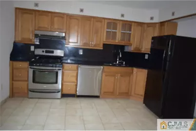 43 Essex Street, Carteret, NJ 07008 - Photo 8