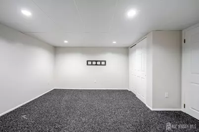 31 Edward Street, East Brunswick Township, NJ 08816 - Photo 28