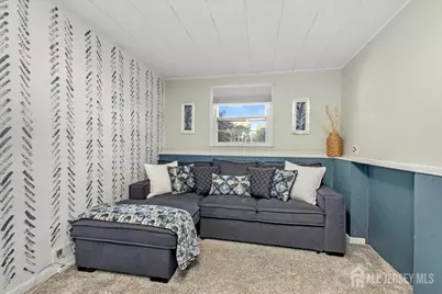 511 Decatur Avenue, Middlesex, NJ 08854 - Photo 20