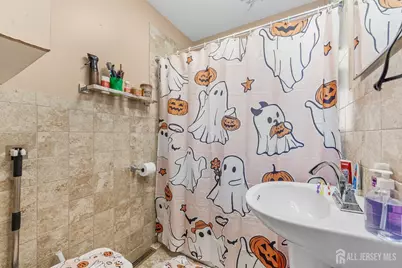 44 Eisenhower Drive, Sayreville, NJ 08872 - Photo 12
