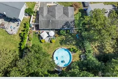 28 Bradford Road E, East Brunswick Township, NJ 08816 - Photo 22