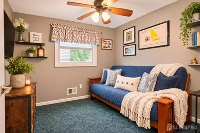 28 Bradford Road E, East Brunswick Township, NJ 08816 - Photo 12