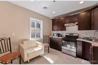 34 W Railroad Avenue W, Jamesburg, NJ 08831 - Photo 12