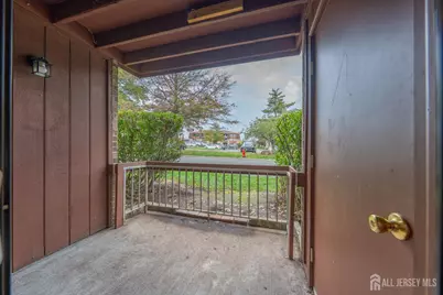 88 Golden Square, Woodbridge Township, NJ 07095 - Photo 18
