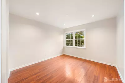 88 Golden Square, Woodbridge Township, NJ 07095 - Photo 12