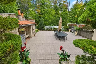 10 Sasha Ct, Old Bridge Township, NJ 07747 - Photo 4
