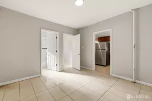 208 S 8th Ave S, Highland Park, NJ 08904 - Photo 6