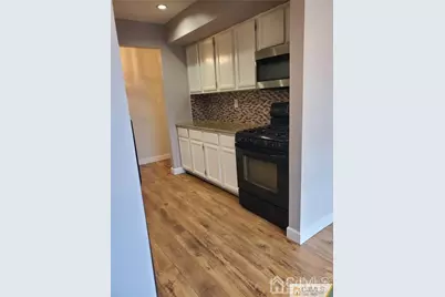 147 Overlook Court #1471, Woodbridge Township, NJ 07095 - Photo 4