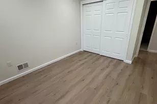 32 Columbus Dr, Franklin Township, NJ 08823 - Photo 18