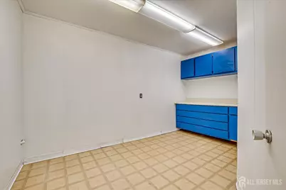 167 N Main Street, Milltown, NJ 08850 - Photo 12
