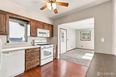 10 Grover Avenue, Sayreville, NJ 08879 - Photo 8