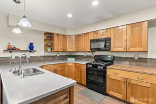 13 Forest Garden Dr, Old Bridge Township, NJ 07747 - Photo 8