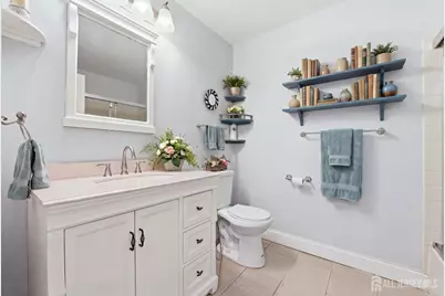 23 Powderhorn Court, Woodbridge Township, NJ 07095 - Photo 14