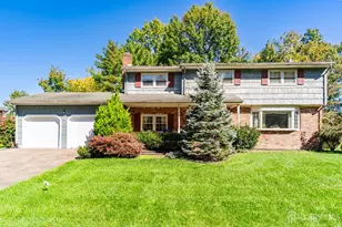 35 Woodmere Rd, North Brunswick Township, NJ 08902 - Photo 1