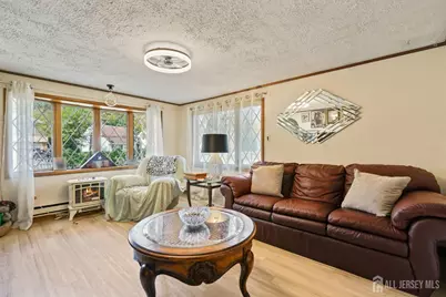 901 Milton Boulevard, Rahway, NJ 07065 - Photo 6