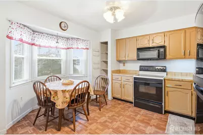 31 Astor Court, Sayreville, NJ 08872 - Photo 12