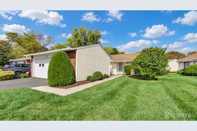 14 Basswood Plaza #B, Monroe Township, NJ 08831 - Photo 34