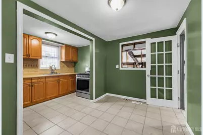 764 Carlock Avenue, Perth Amboy, NJ 08861 - Photo 22