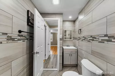 764 Carlock Avenue, Perth Amboy, NJ 08861 - Photo 30
