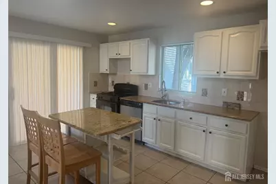 20 Denise Drive, Edison, NJ 08820 - Photo 4