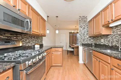 241 Hampshire Drive, Plainsboro Township, NJ 08536 - Photo 10