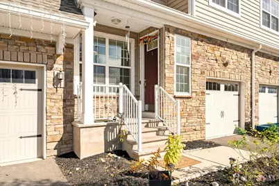 5 Marigold Way, Monroe Township, NJ 08831 - Photo 2