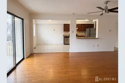 107 Edison Glen Terrace, Edison, NJ 08837 - Photo 2