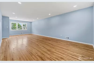 22 Edward Street, East Brunswick Township, NJ 08816 - Photo 10
