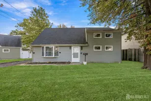 19 David Ct, Colonia, NJ 07067 - Photo 1