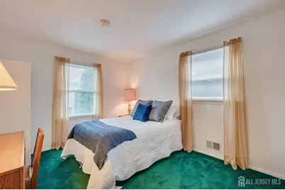 48 Frost Avenue W, Edison, NJ 08820 - Photo 32