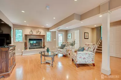 48 Frost Avenue W, Edison, NJ 08820 - Photo 10