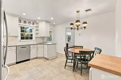 46 Lynnwood Road, Edison, NJ 08820 - Photo 12